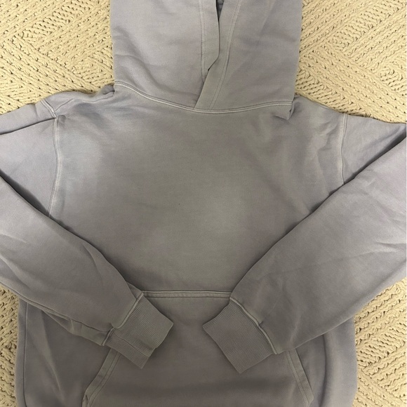 Aritzia TNA Perfect hoodie - Picture 4 of 4